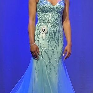 Beaded Sweatheart Mermaid Formal Gown
